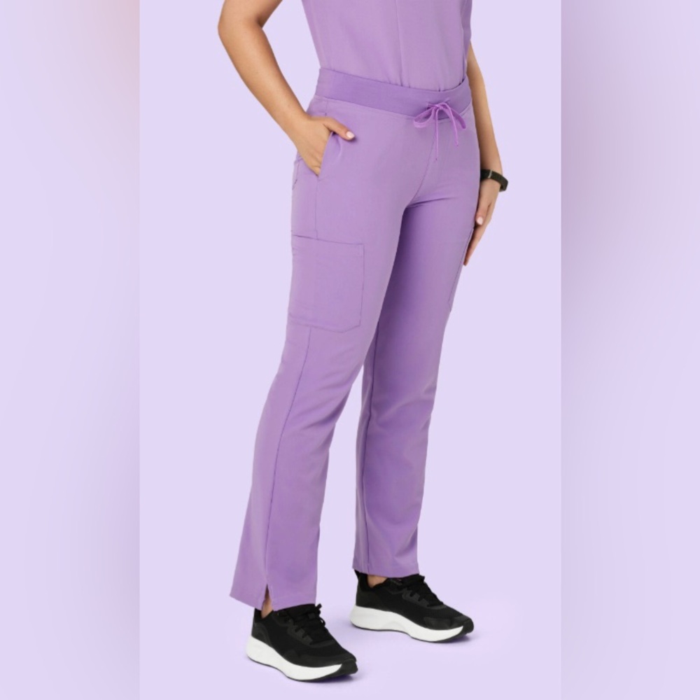 Mandala 9 pocket cargo scrub pants